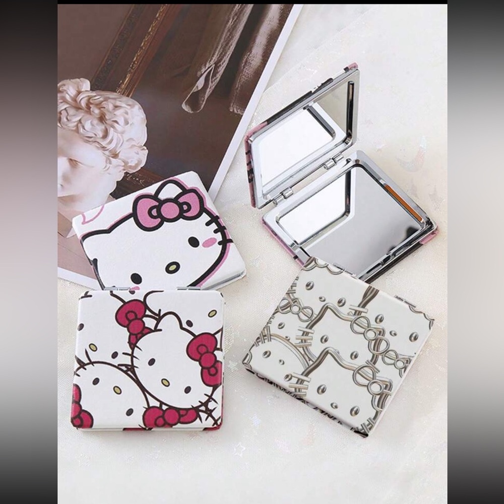 Hello Kitty NIP 1 piece Makeup Mirror - Picture 9 of 9